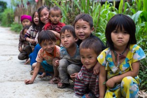 Ha Giang - A bunch of kids