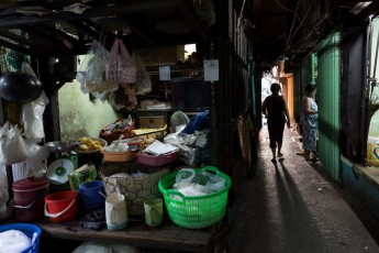Passage-with-market booths